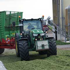 Wie Gras zum haltbaren Futter wird